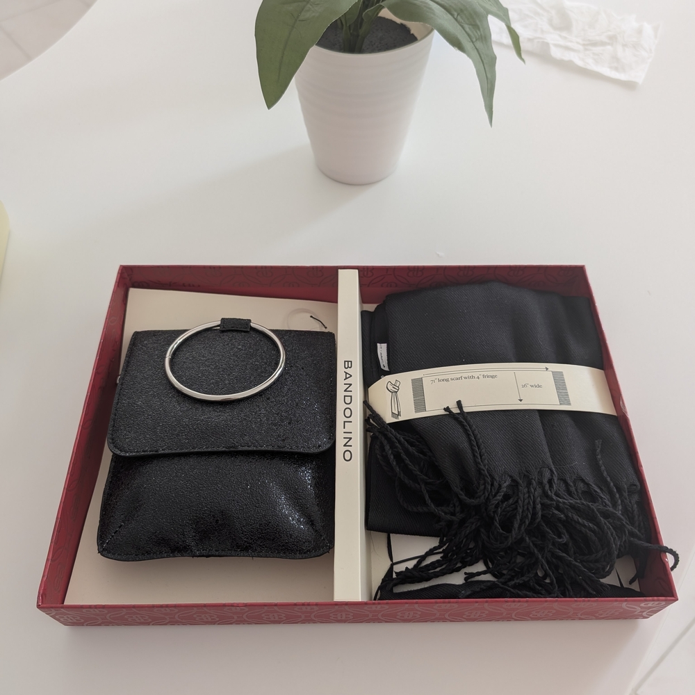Bandolino Black Scarf and Pouch Set